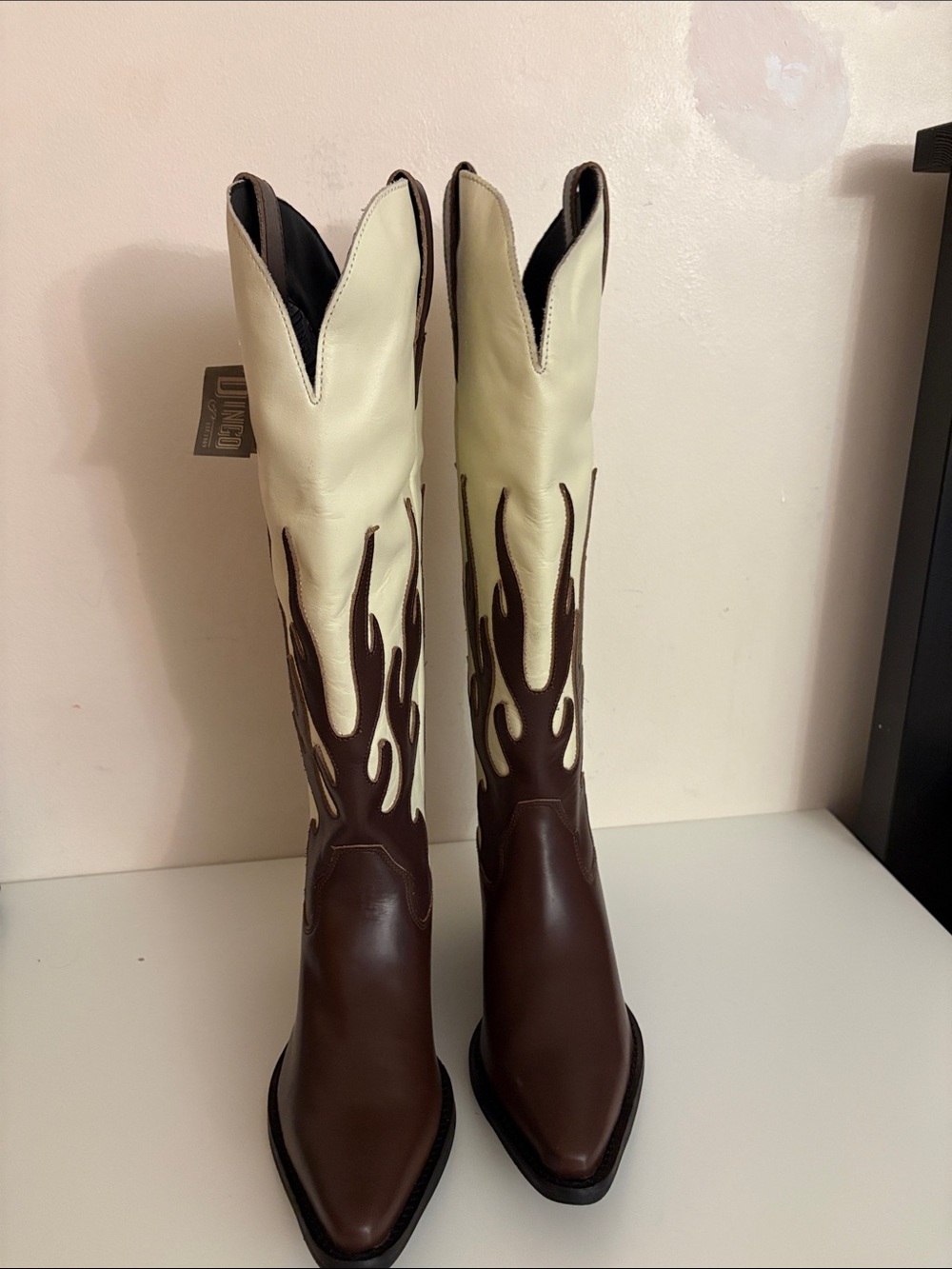 New Dingo Brown and Cream Western Knee-High Cowboy Boots 6 M - Picture 9 of 9